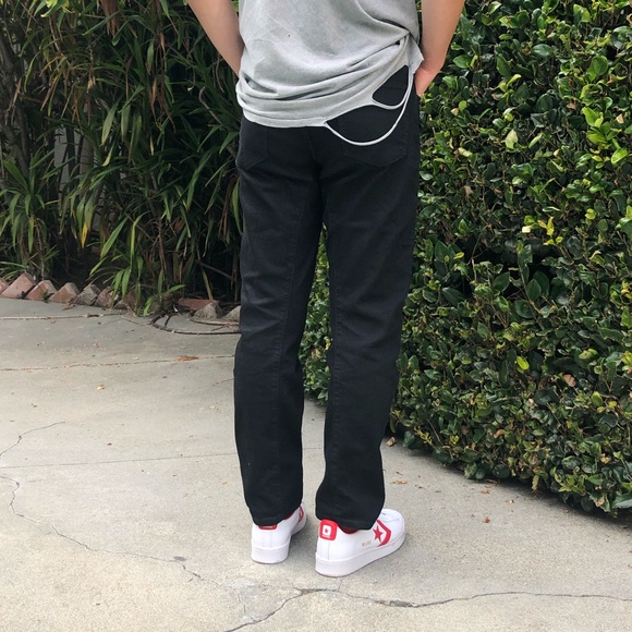 UNIQLO Black Ultra Light 3D Jeans - Picture 3 of 3